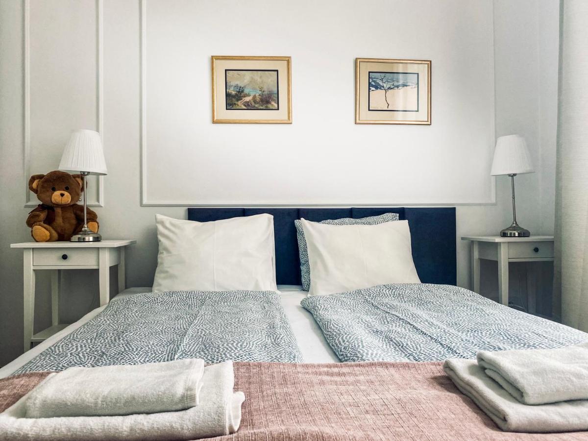 Beautiful Apartment With Two Rooms, Cracow Old Town Краков Экстерьер фото