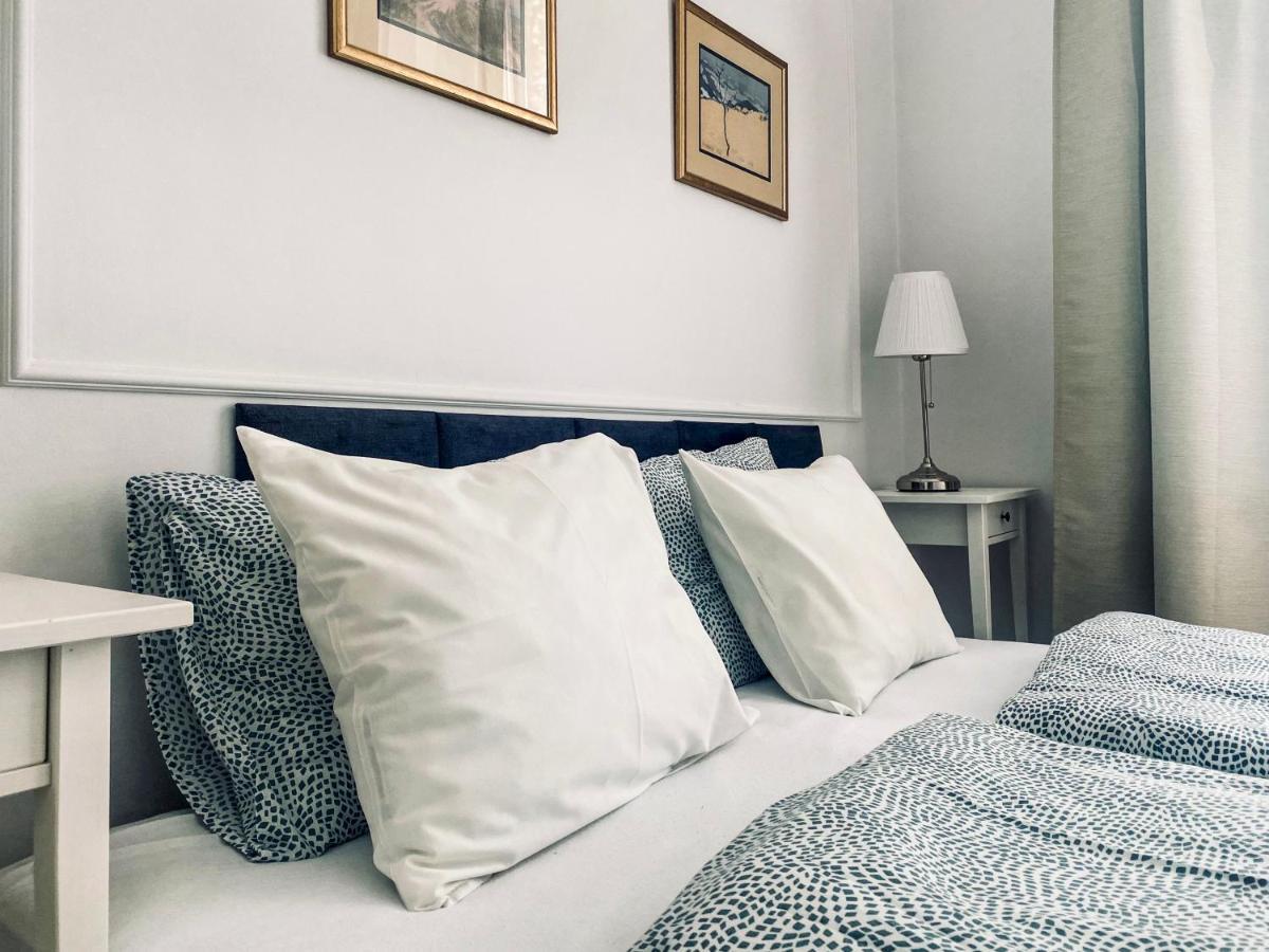 Beautiful Apartment With Two Rooms, Cracow Old Town Краков Экстерьер фото